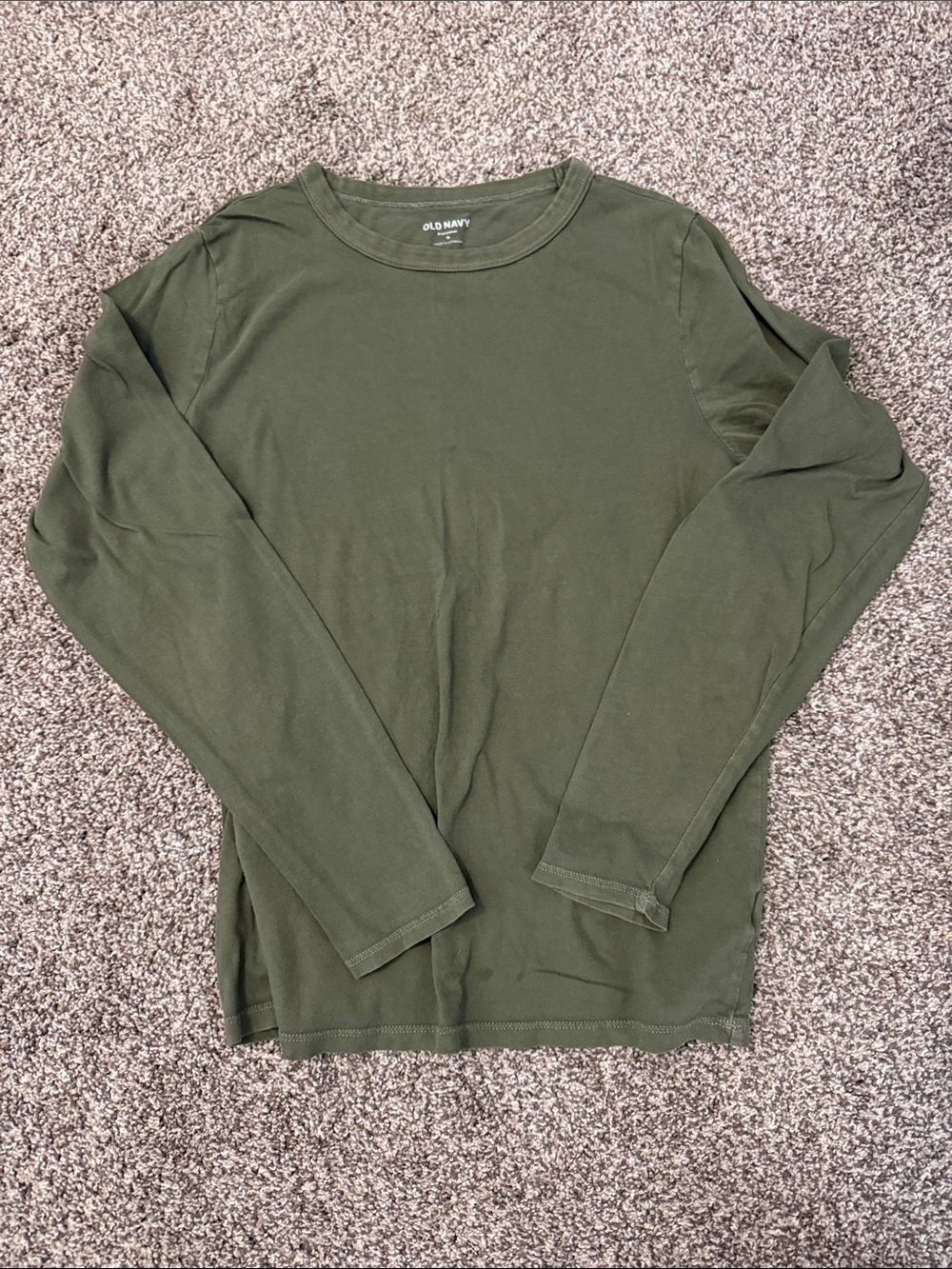 Old Navy Olive Green Long-Sleeve Crewneck Tee